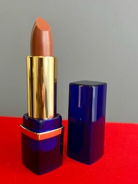 ESTEE LAUDER ELECTRIC INTENSE LIPSTICK CREME COLOR IS DRAMA #730-NWOB